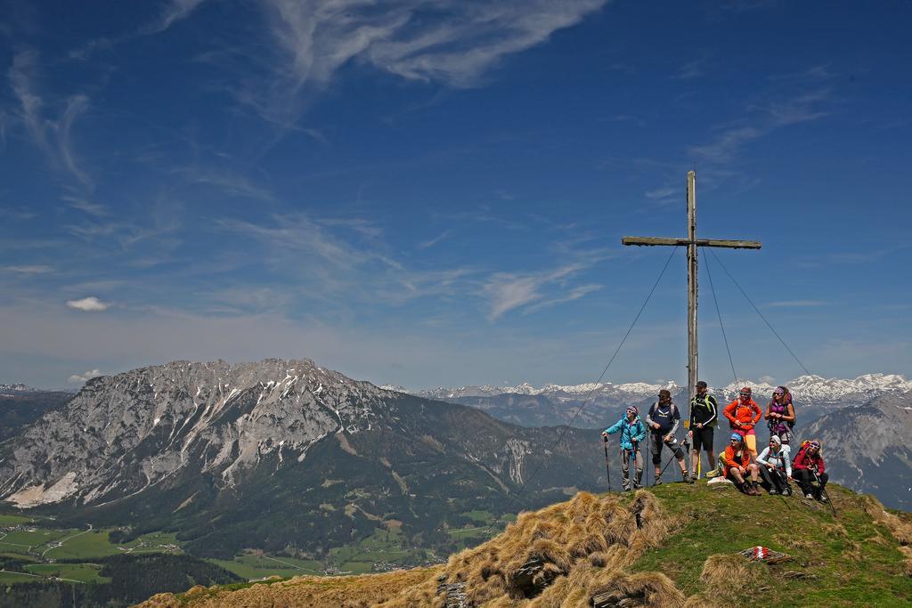 "Schoen-Urlauben" Grobming Luaran gambar
